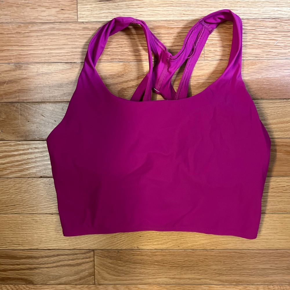 NWOT magenta Lulu bra. Size 6